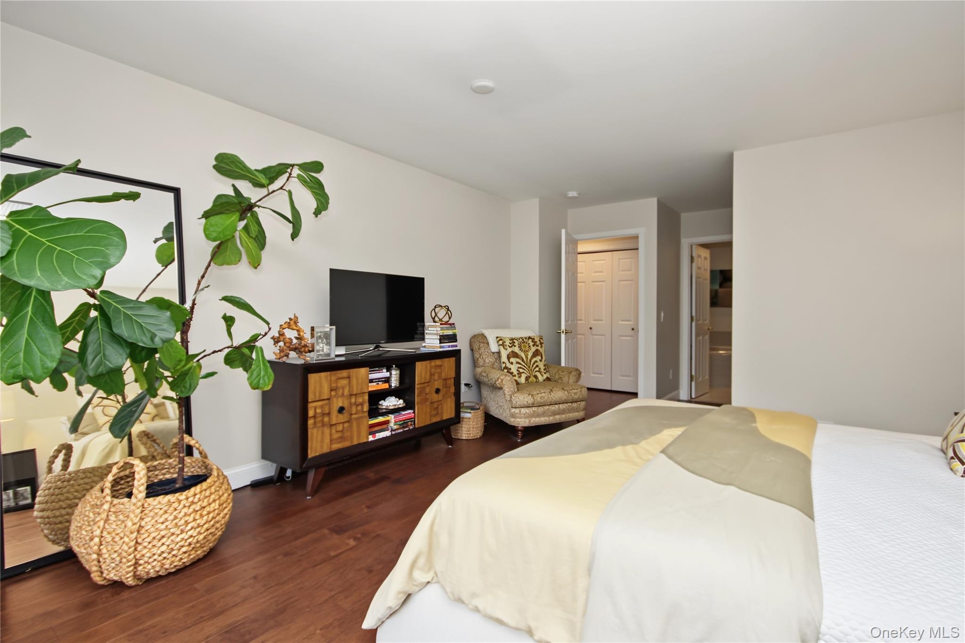 Spacious for Furniture