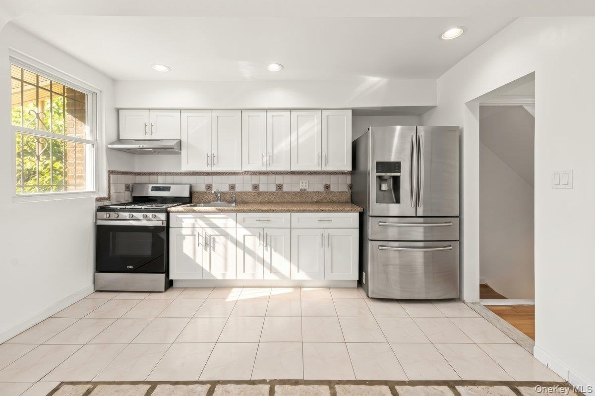 Kitchen main floor