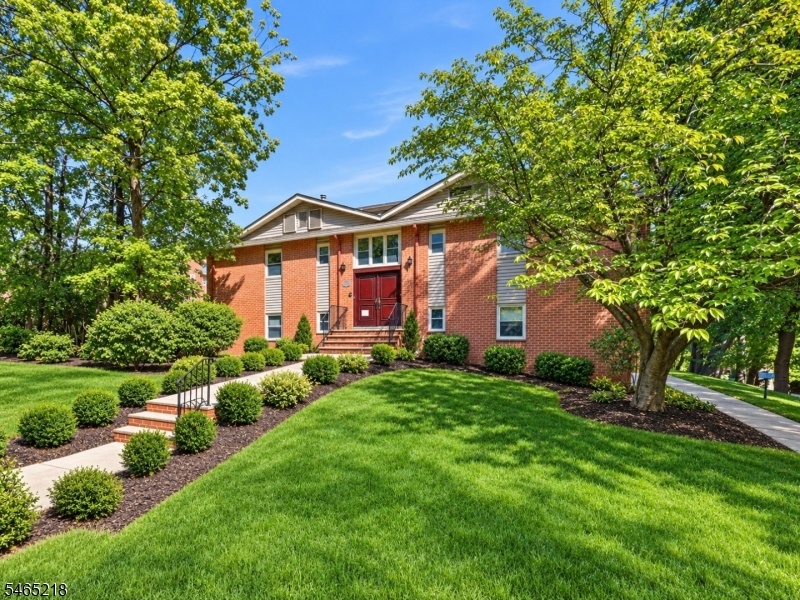Front of Building (1 of 4)