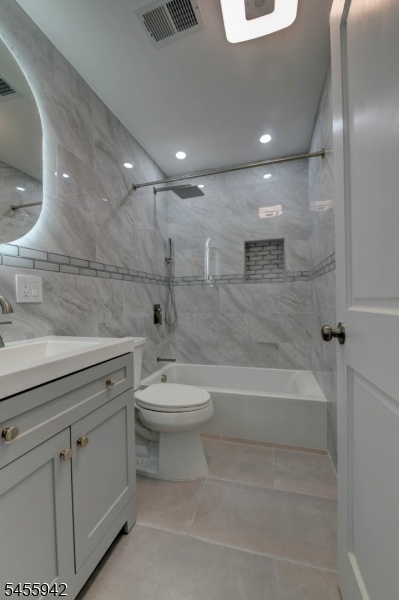 Main Bathroom on 2nd Floor