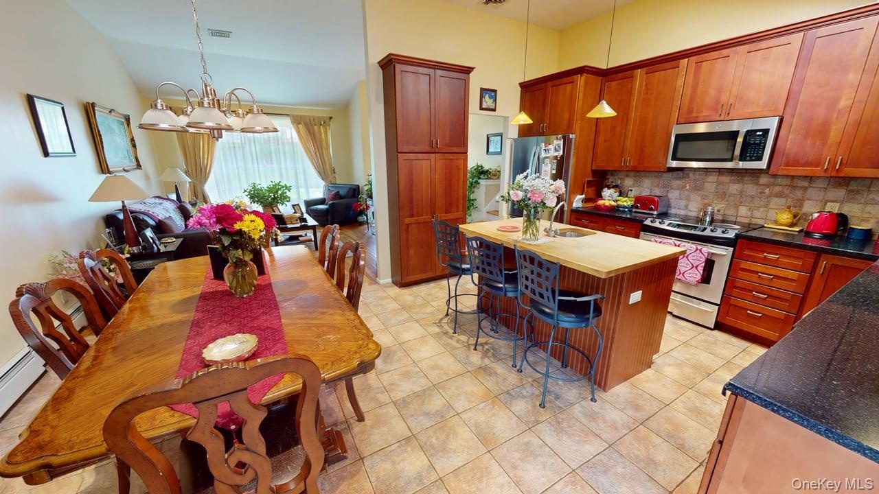 Large eat in kitchen.