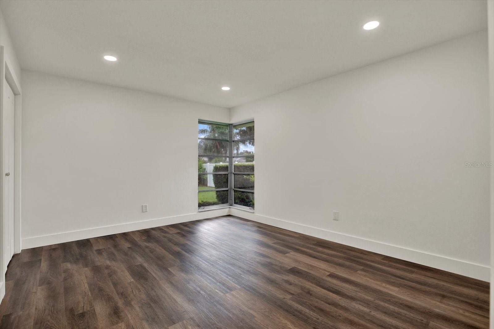 Guest bedroom 1