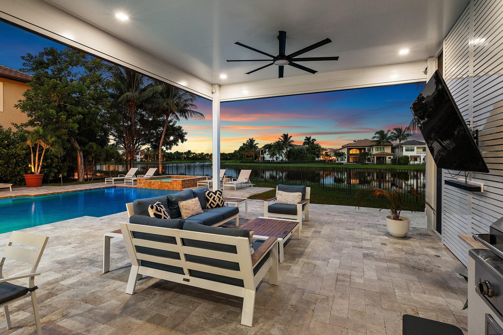 outdoor living at night