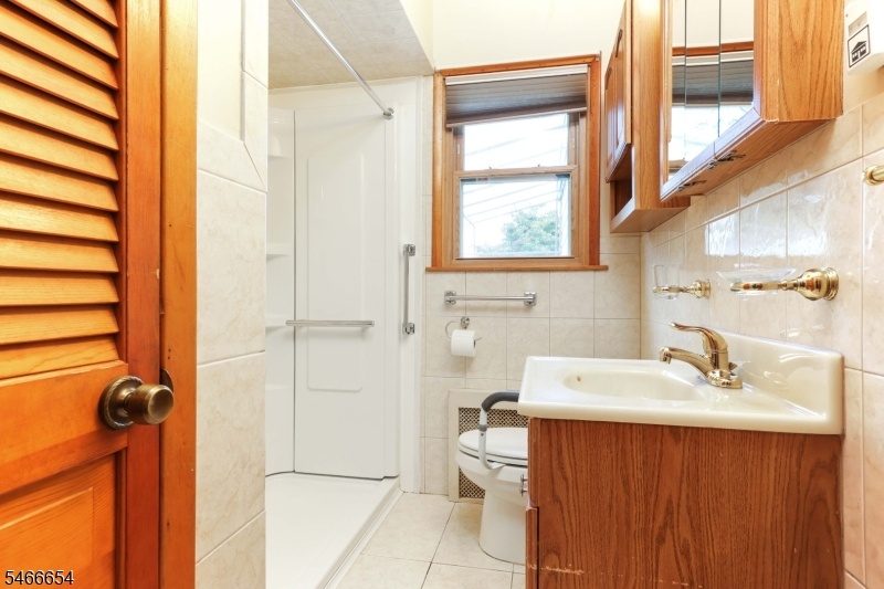 First Floor Bathroom