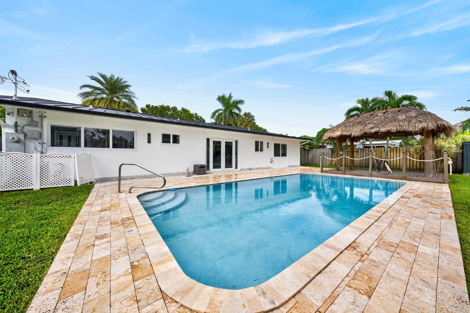 Pool/Backyard