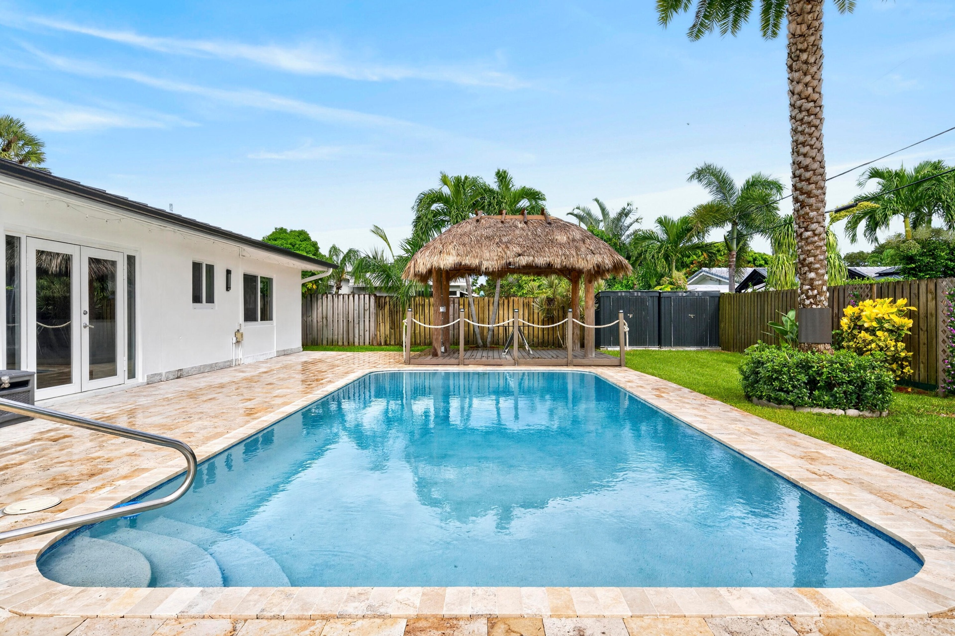 Pool/Backyard