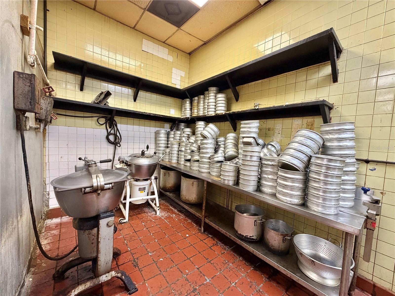Dough station