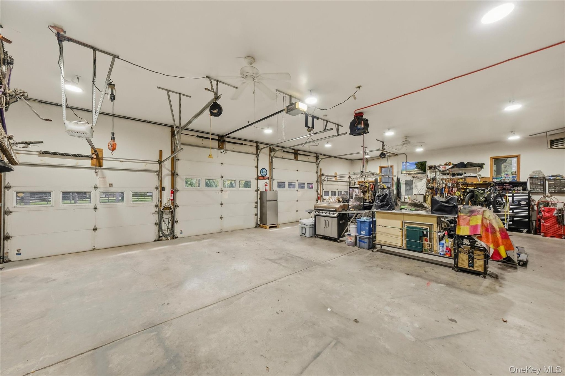 The 5 bay garage has 3 12' doors, making having a mechanic's shop or RV storage a reality.