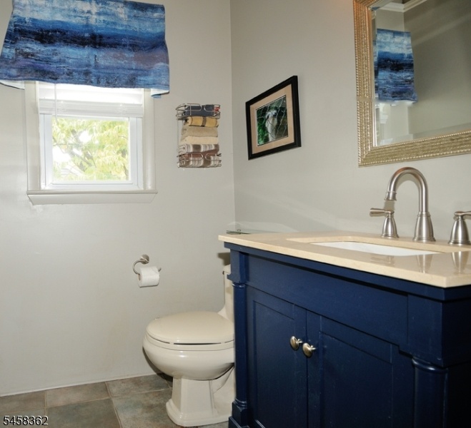 2nd floor bath