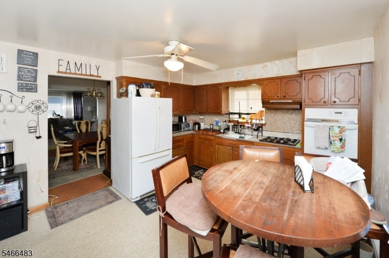 2nd Floor Eat In Kitchen
