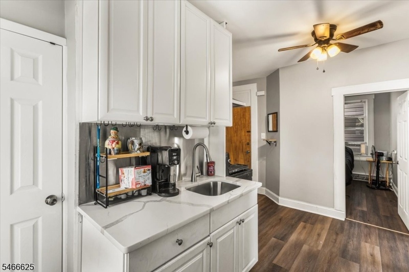 Unit 3 Kitchen