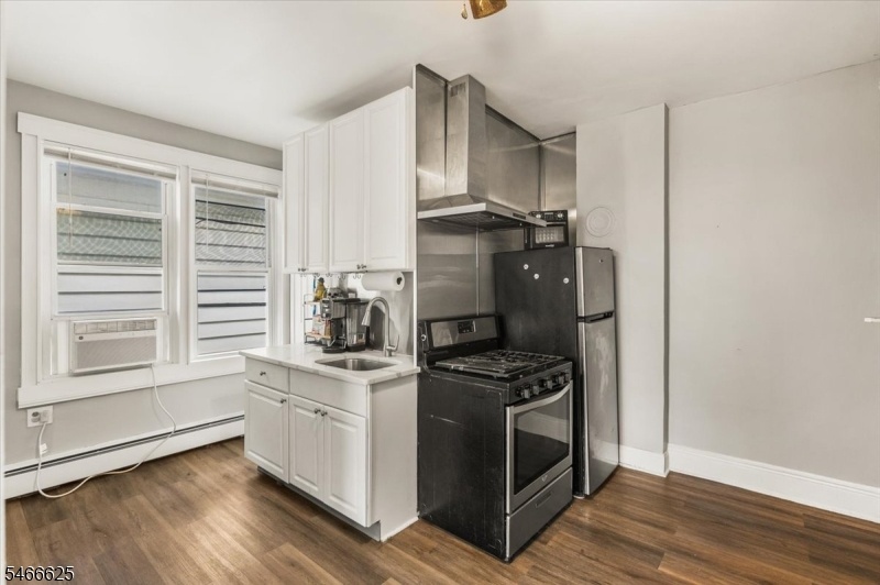 Stainless Steel features