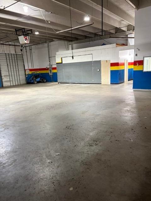 Large Warehouse with High Ceilings