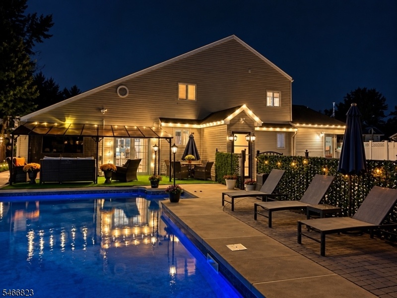 Backyard pool side