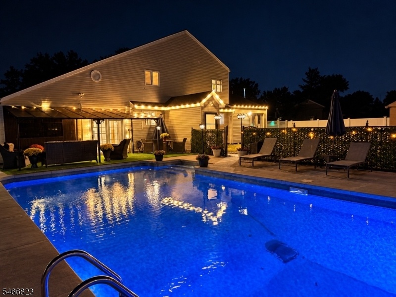 Backyard pool side