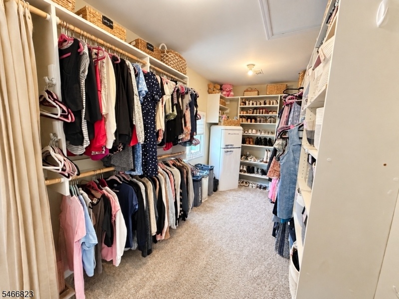 Primary walk-in