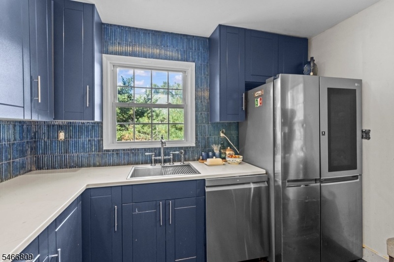 STAINLESS STEEL APPLIANCES
