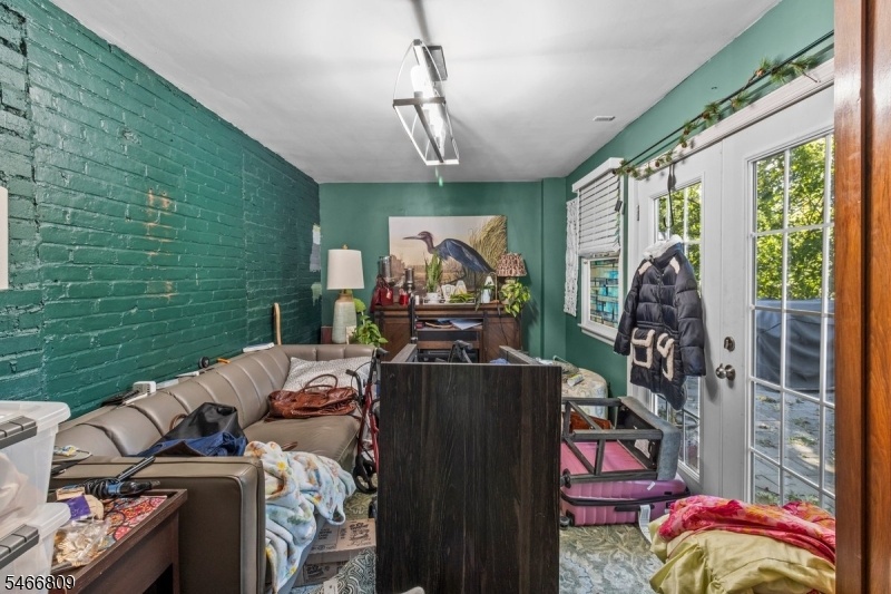 FLORIDA ROOM