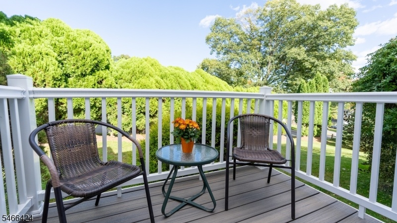 Side Deck