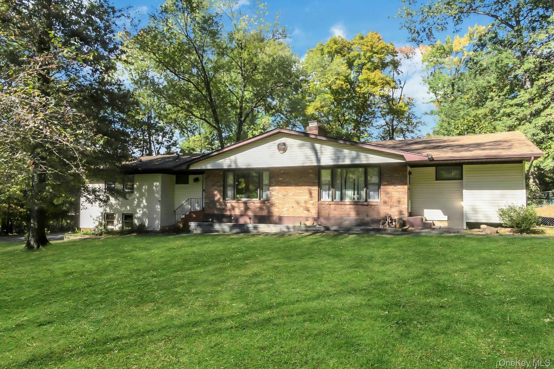 4 Bedroom ranch with 2 bedroom legal accessory apartment.