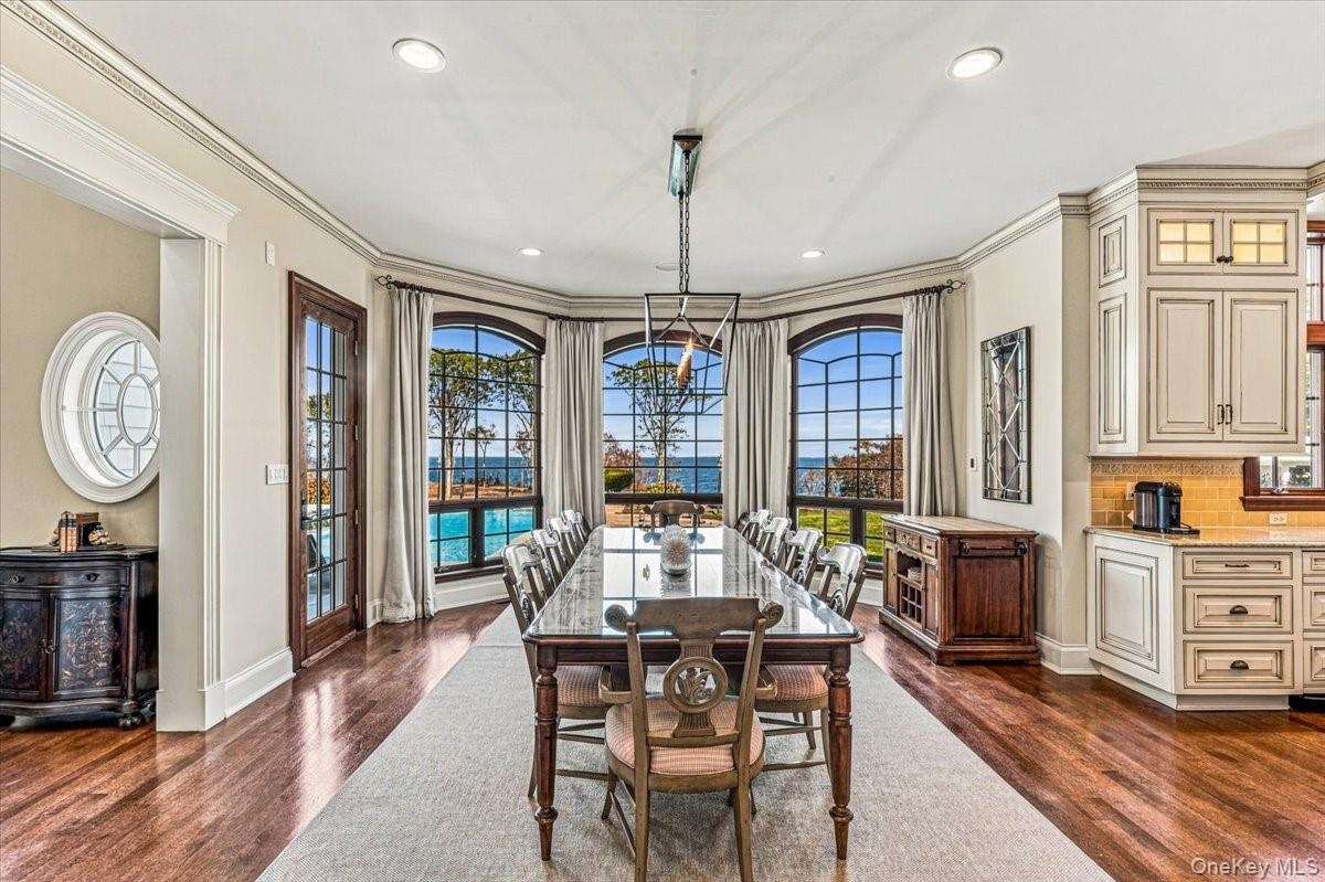 Informal Dining Area off Kitchen