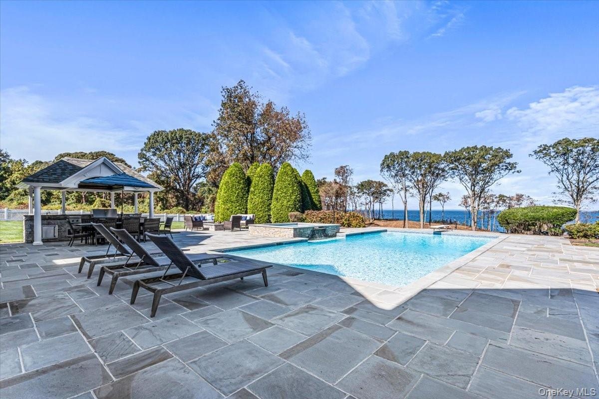 Heated Gunite Saltwater Pool