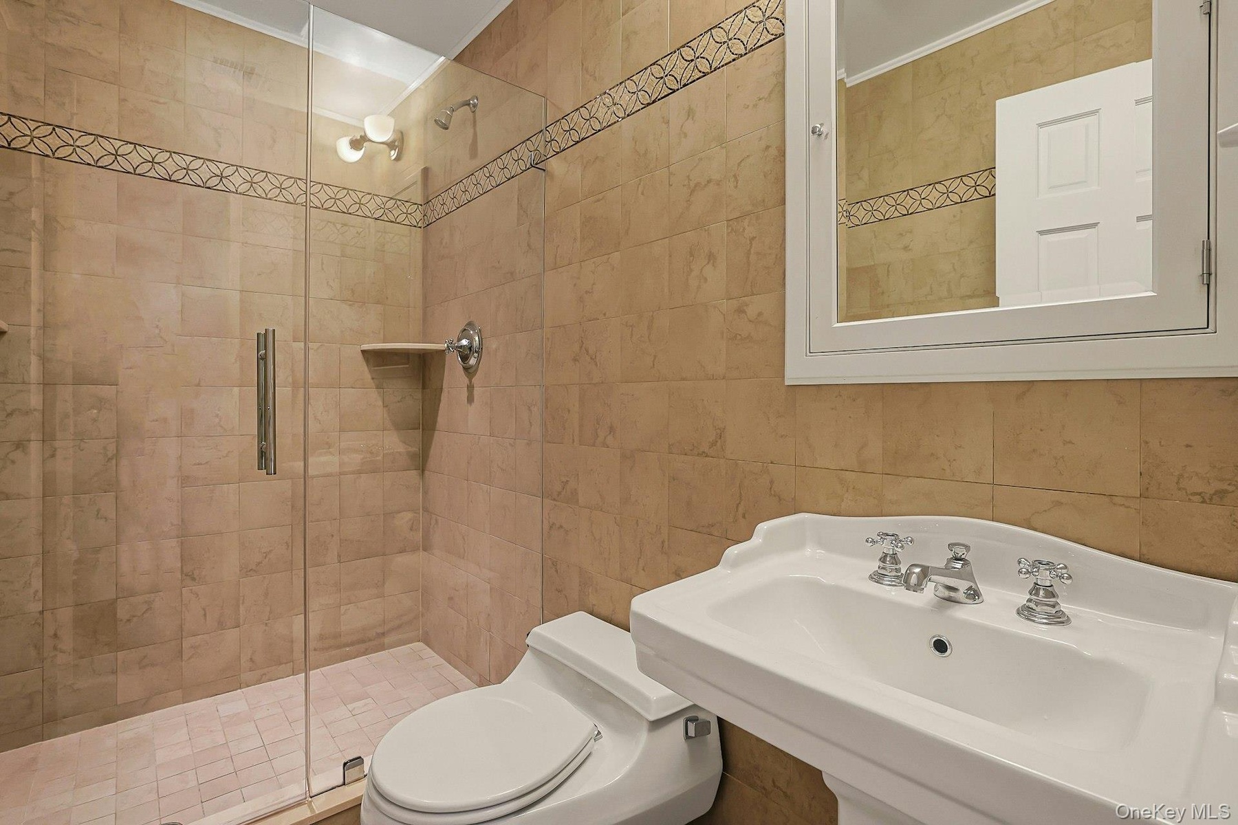 2nd Bathroom