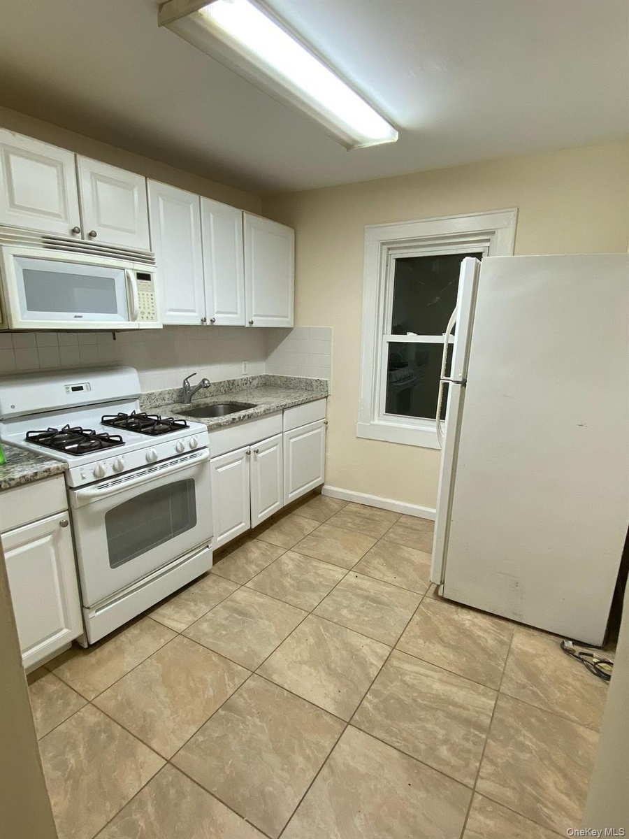 2nd Fl Kitchen