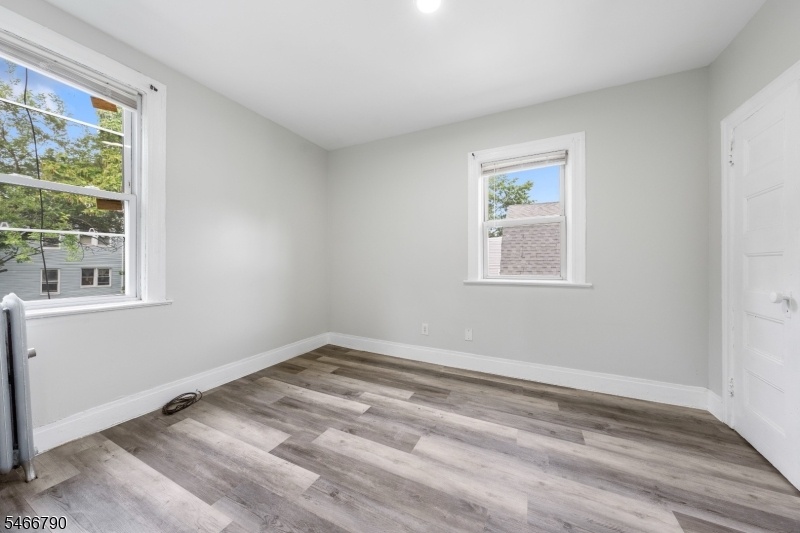 3R F Bedroom