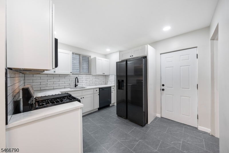1st Fl Kitchen