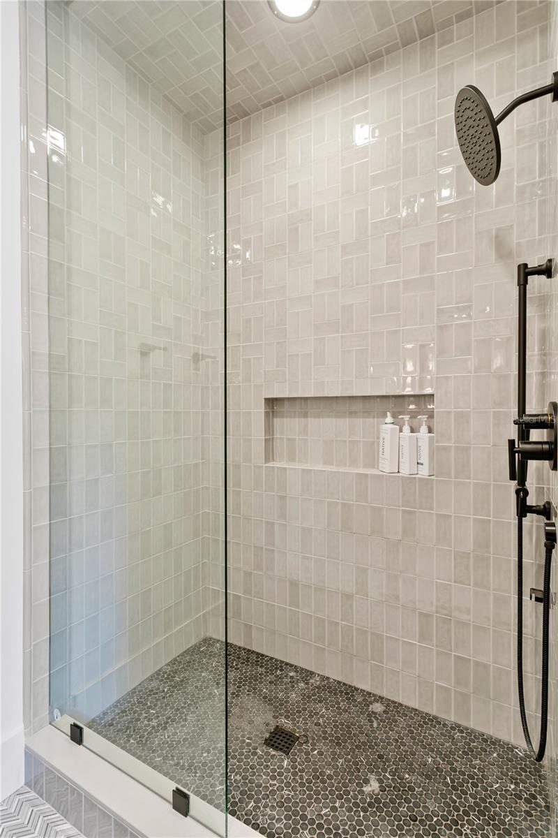 Ensuite Batroom