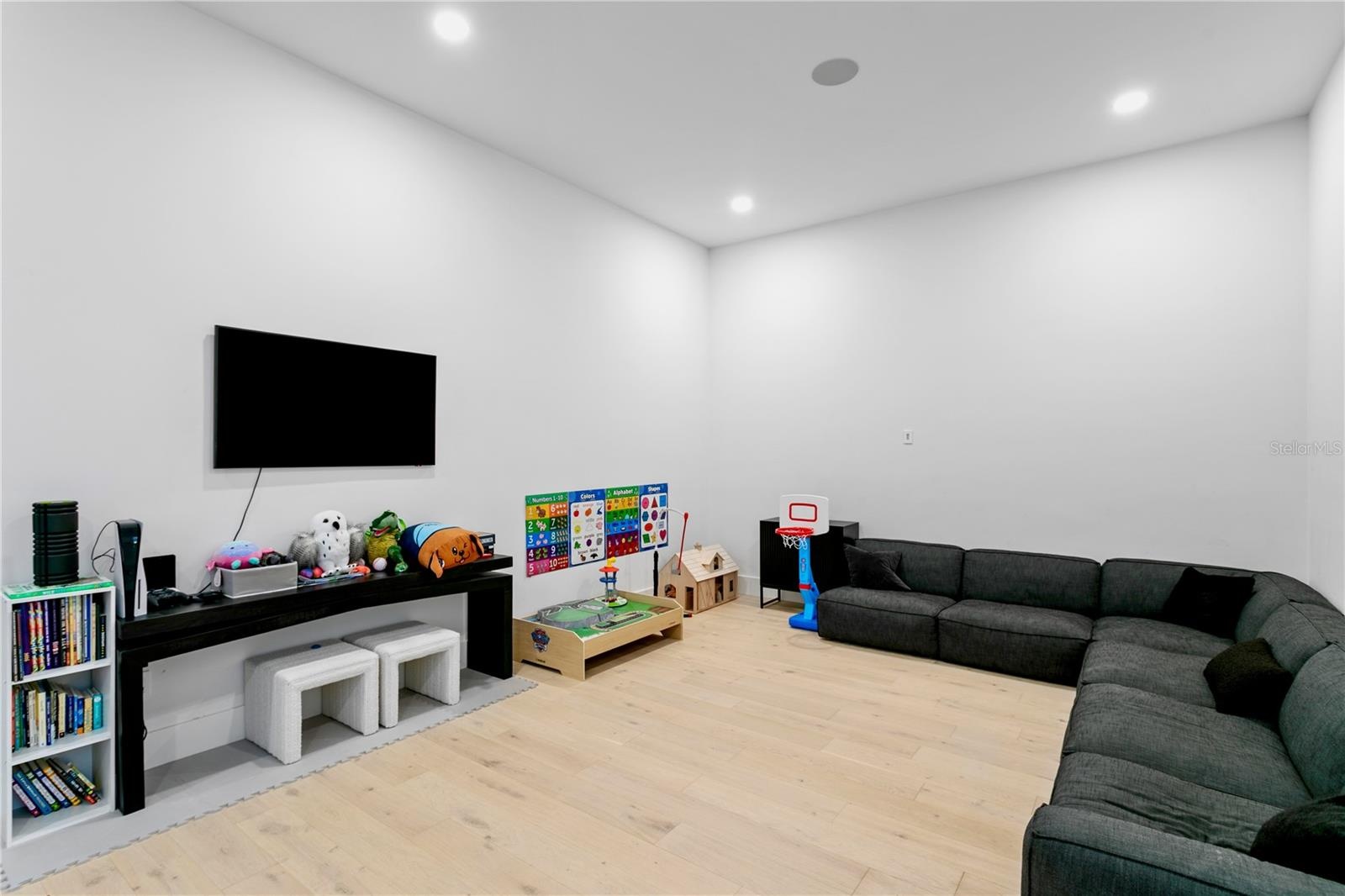 Bonus Room