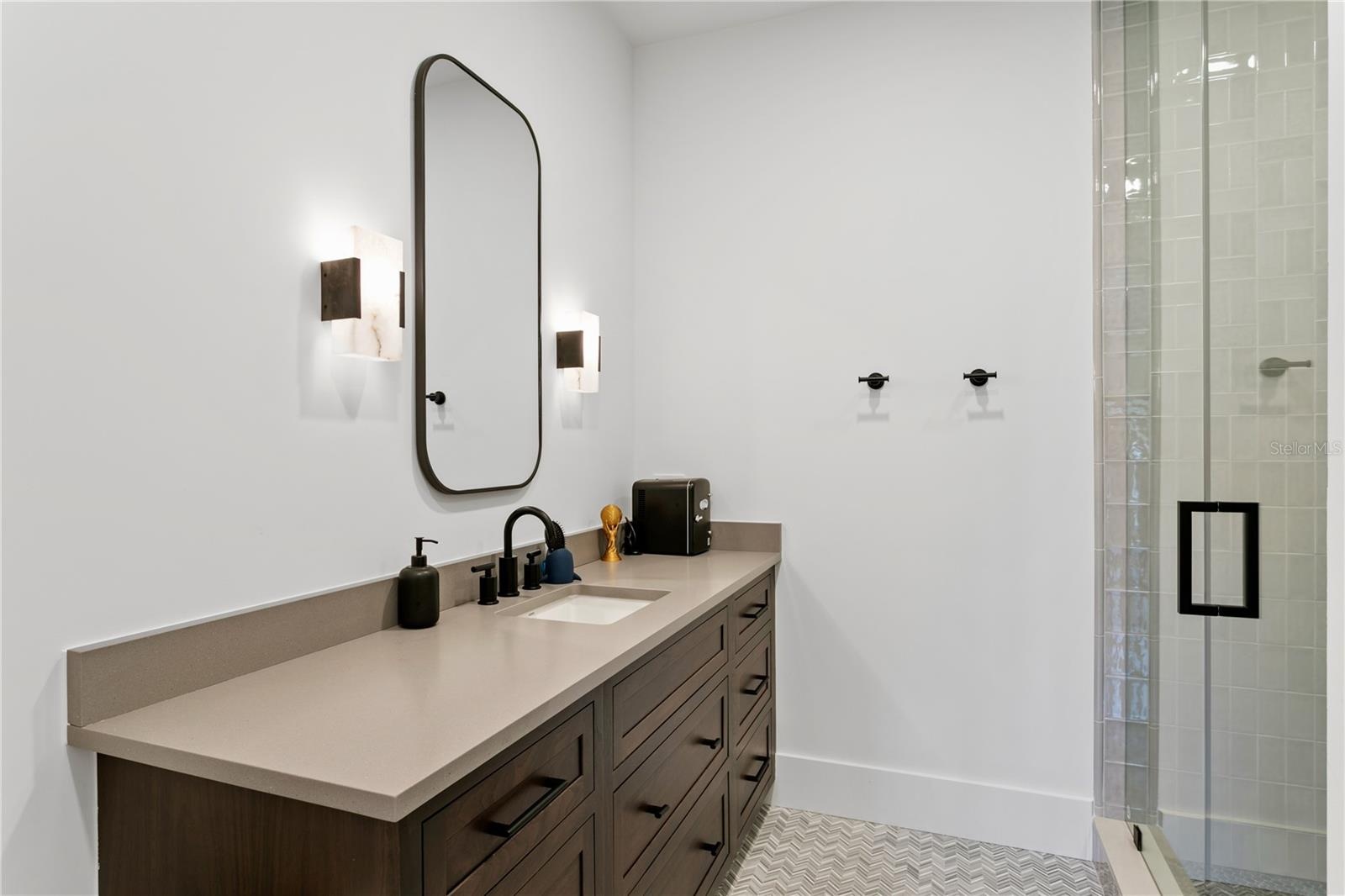 Ensuite Batroom