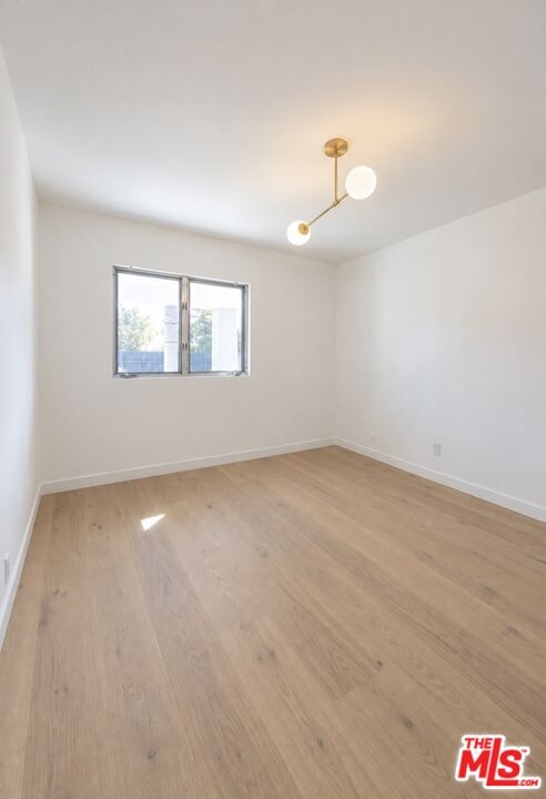 Secondary bedroom