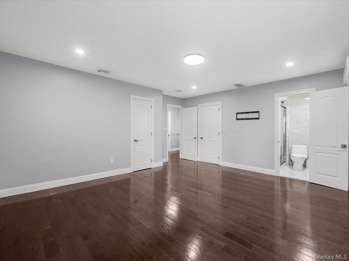 Master BR #1 w/ ensuite