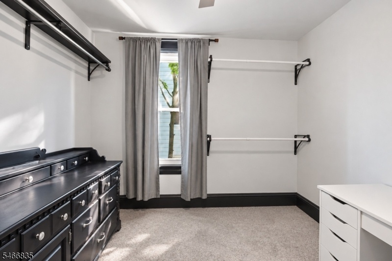 115 Fairview Ave