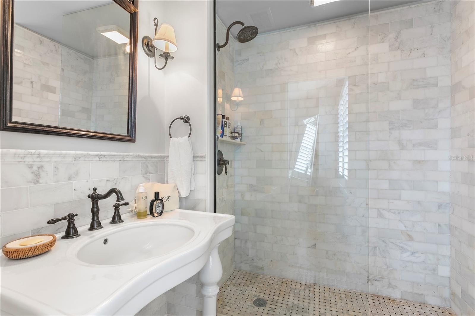 primary en suite bath