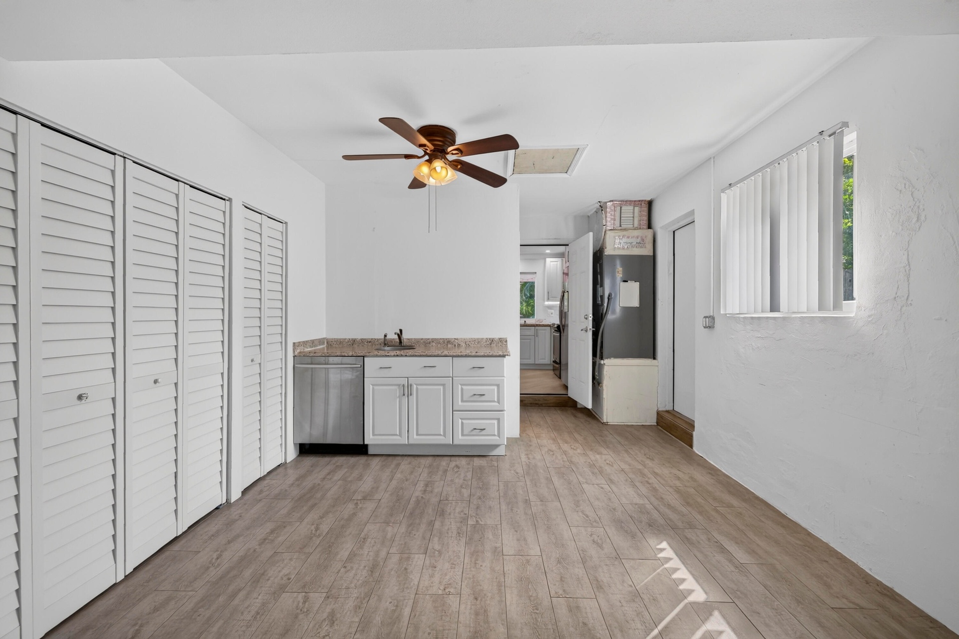 4th bedroom converted from the garage. Has its own full bathroom, fridge, kitchen sink