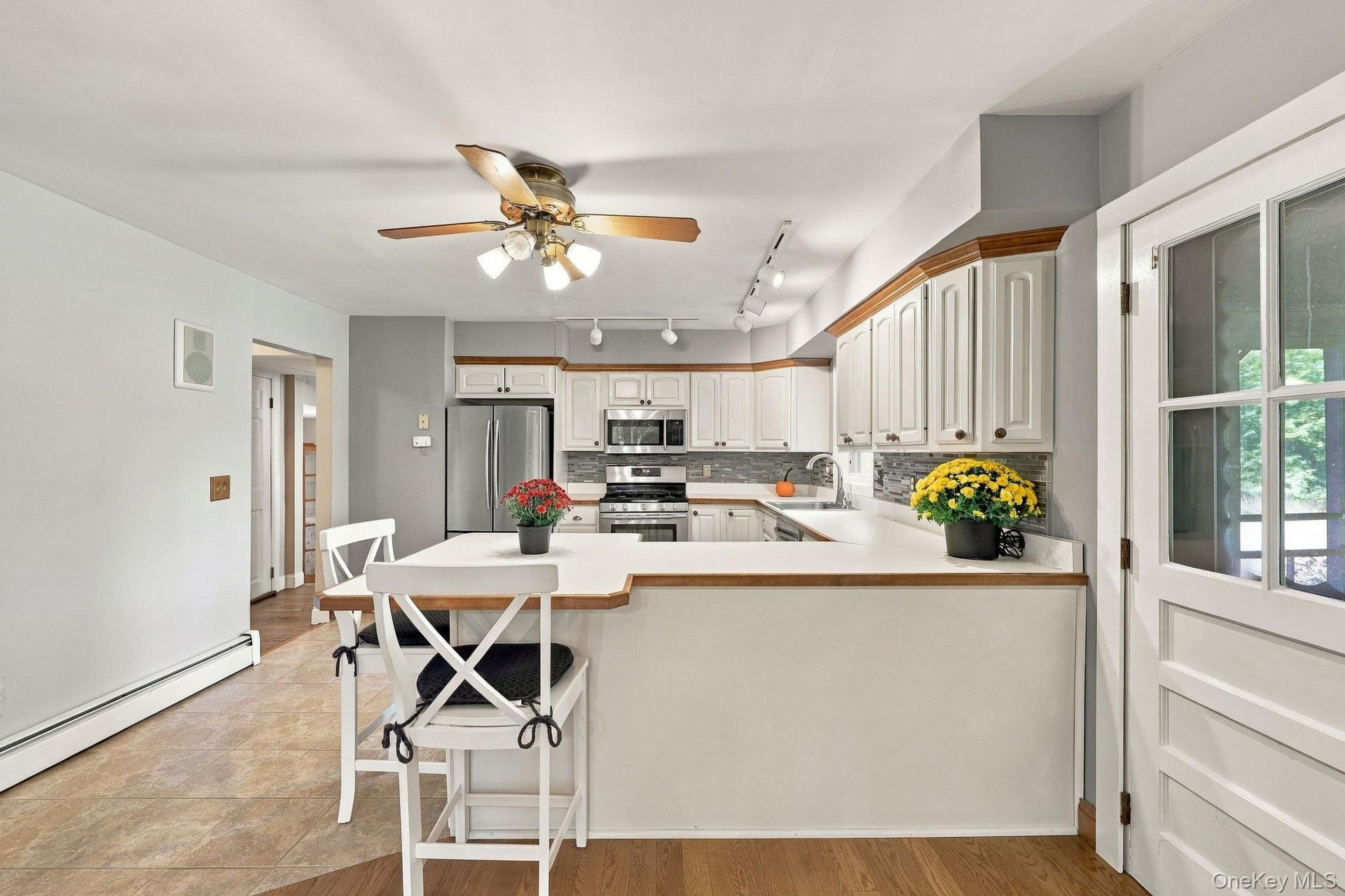 Breakfast Bar