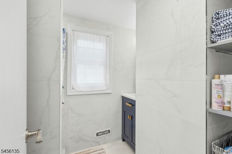 Upstairs Bathroom