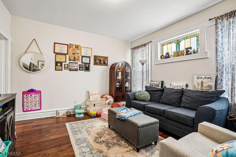 1st Floor Living Room