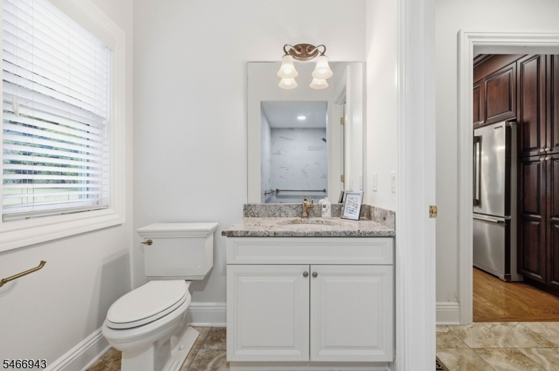 Main Floor Full Bath