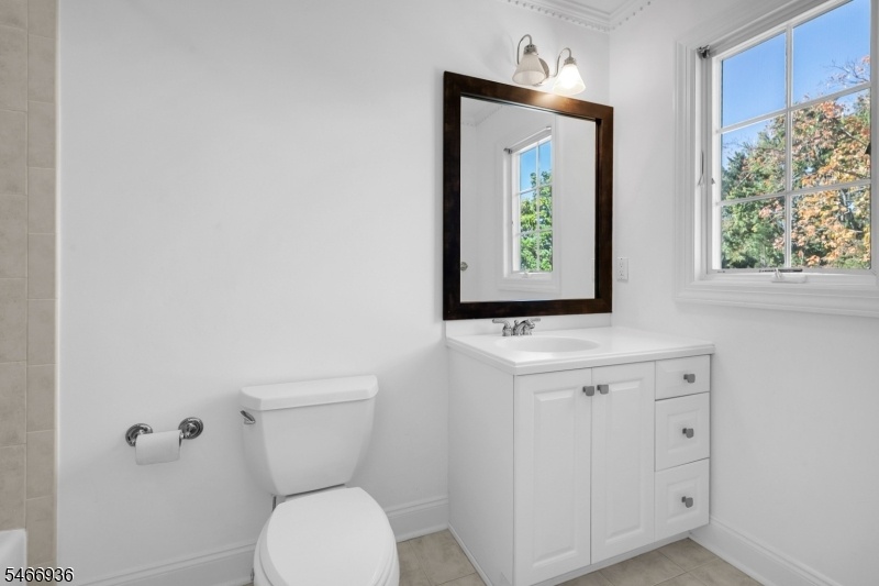 Ensuite bath