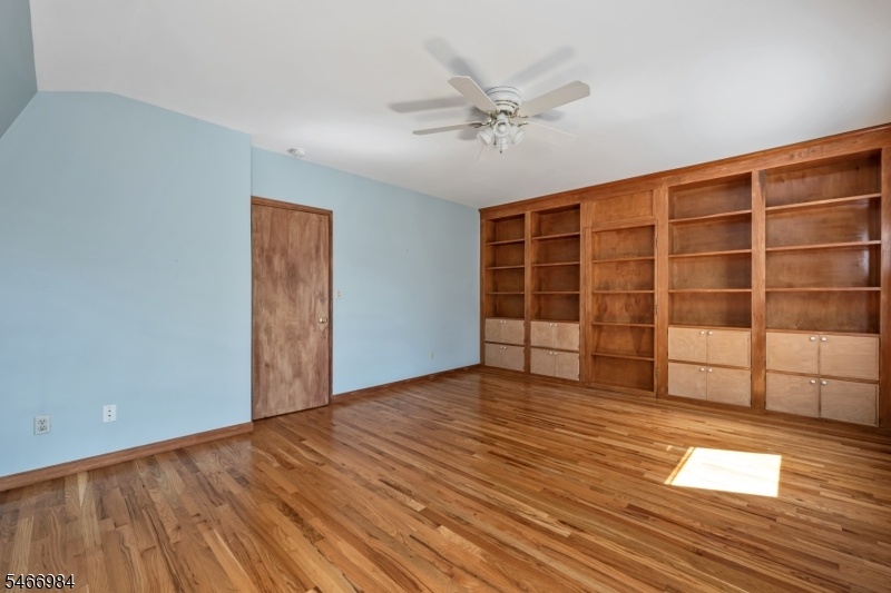 bonus/bedroom 4