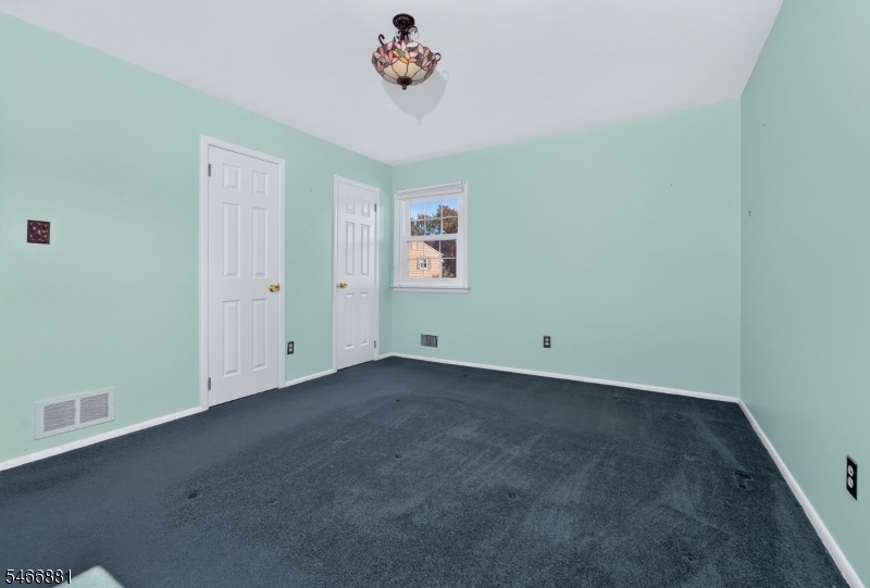 Primary Bedoom