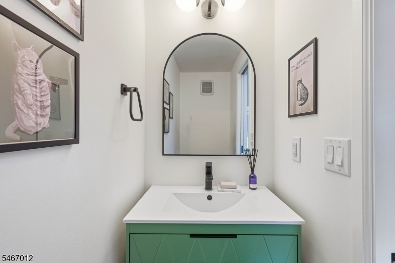 powder room