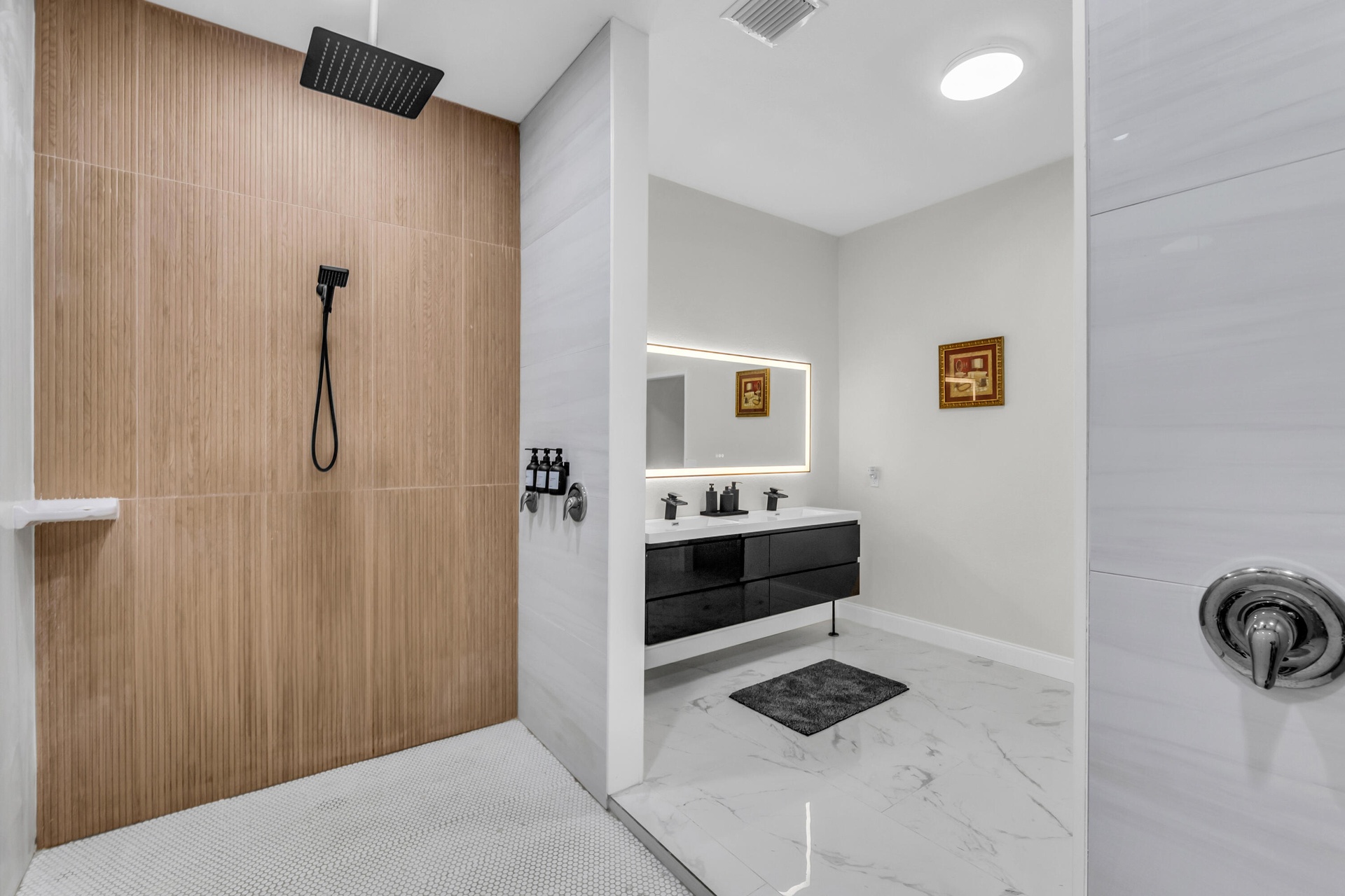 Walk-in shower with wood-look accent tile