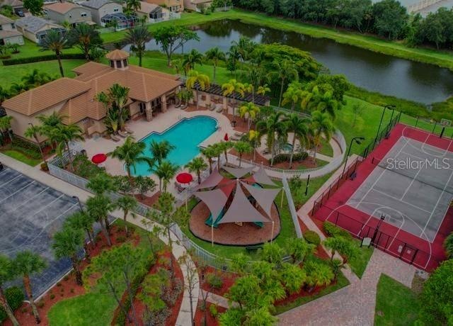 COMMUNITY AMENITIES