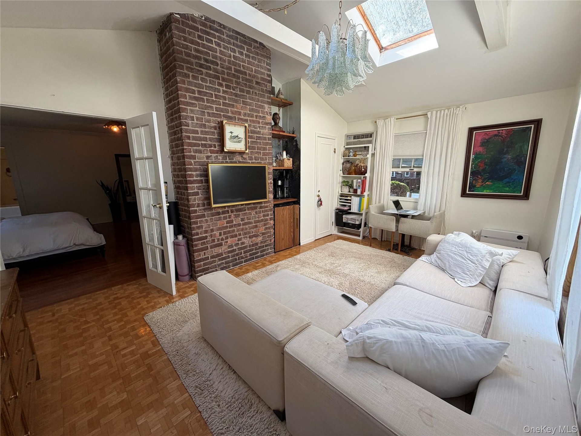 Bonus room off the primary bedroom.