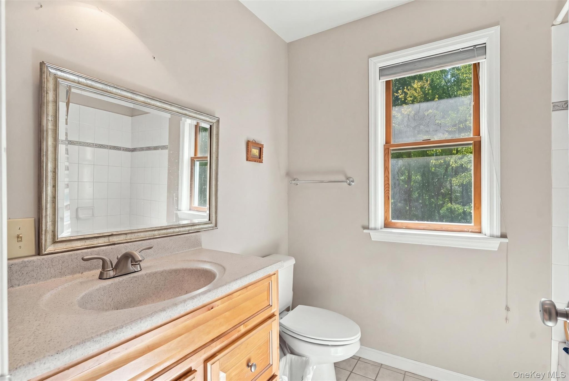 second floor full bath
